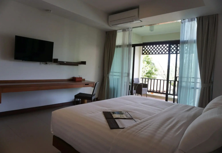 Bansaeo Garden and Resort