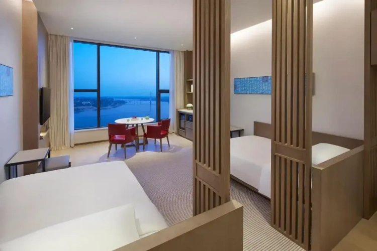 Twin Club Access room River View