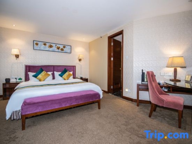 Deluxe Double Suite