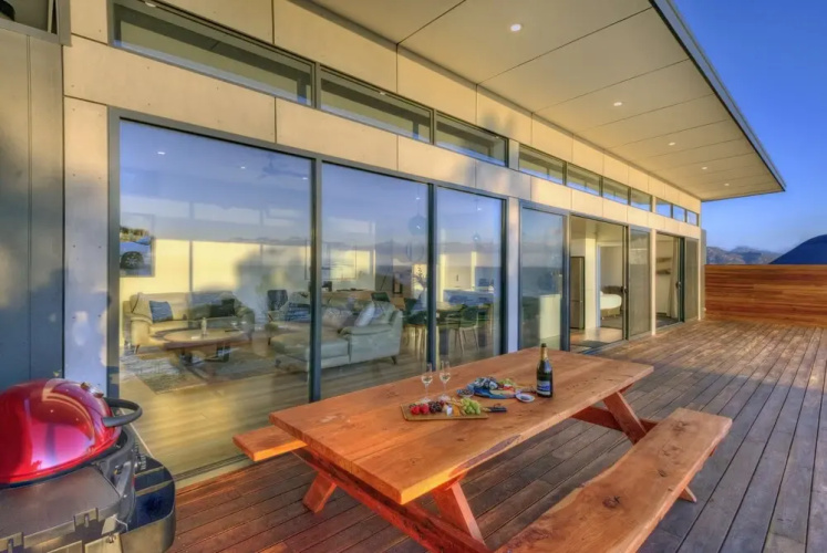 Freycinet Coastal Retreat