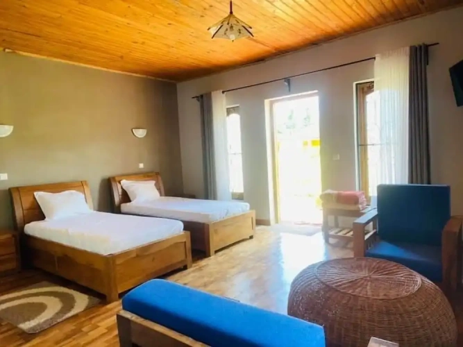 Deluxe Twin room with balcony