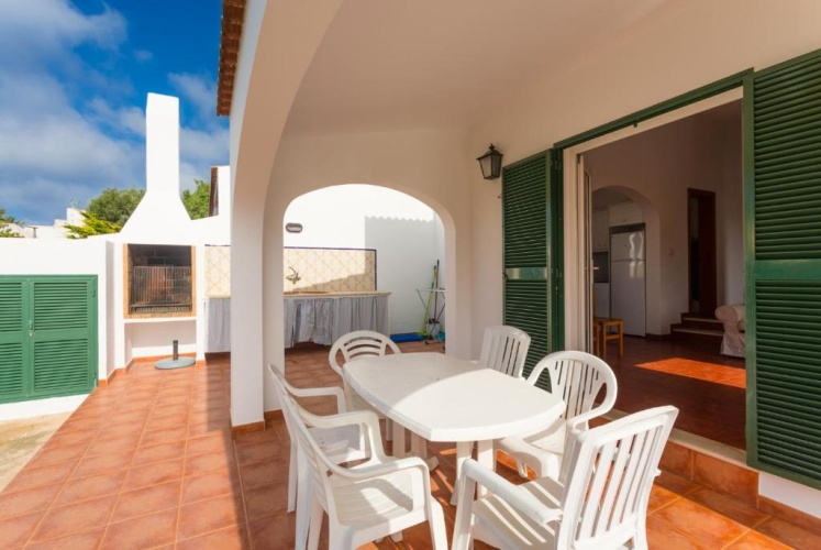 3 Bedrooms Villa
