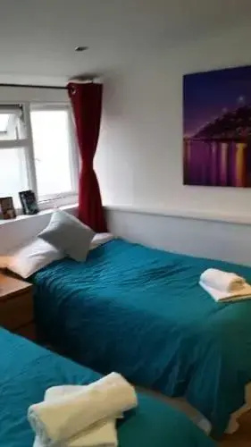 Kensington Apartments