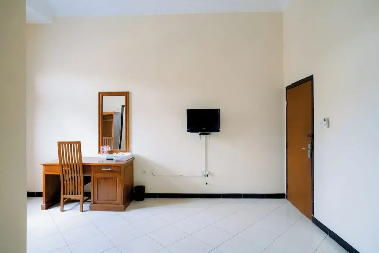 Samudra Hotel by RedDoorz