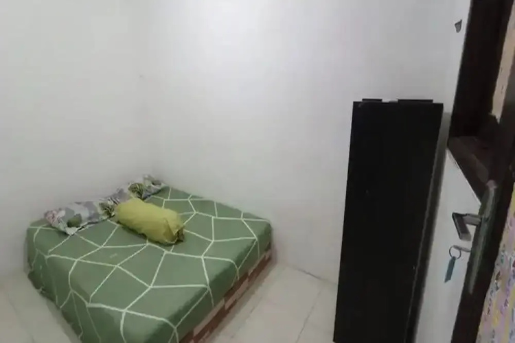 Kost 48 Surabaya