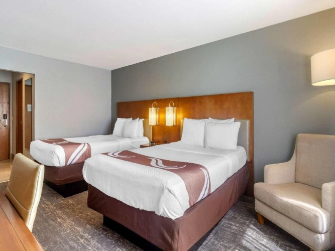 Standard Sextuple room