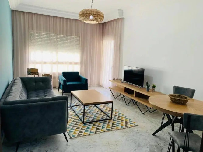 The Perfect Flat, Lac 2, Tunis