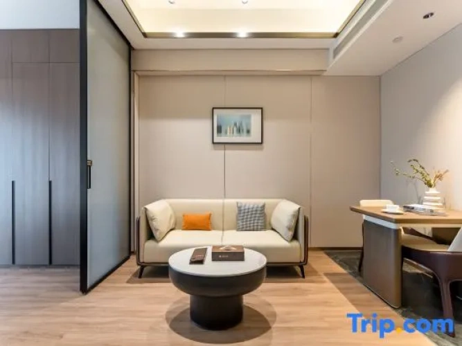 Superior Double Suite with city view
