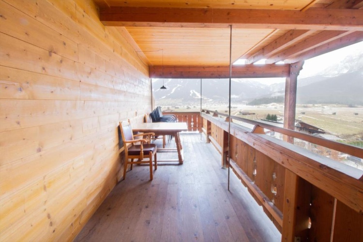 2 Bedrooms Apartment with mountain view