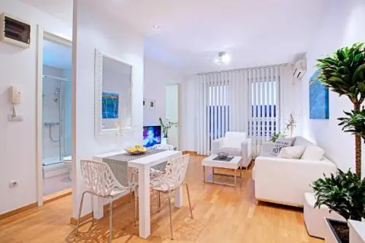 Belville Luxury Apartment