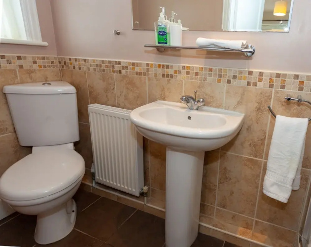 Avalon House B&B