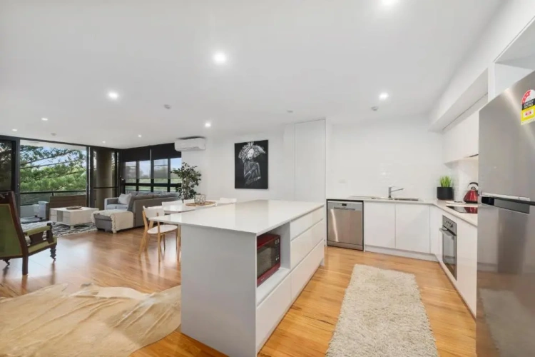 1 Bedroom Apartment with garden view