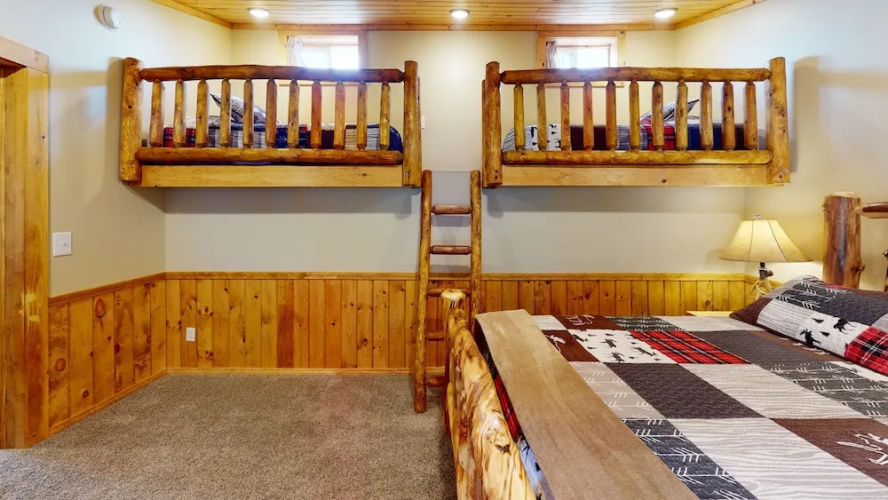 Rough Cut Lodge