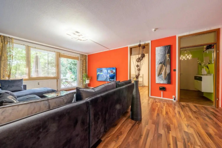 ID 4306 | Private Apartment