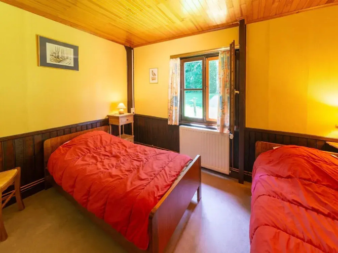 Charming Chalet in Vielsalm