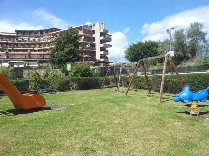 1 Bedroom Apartment with garden view