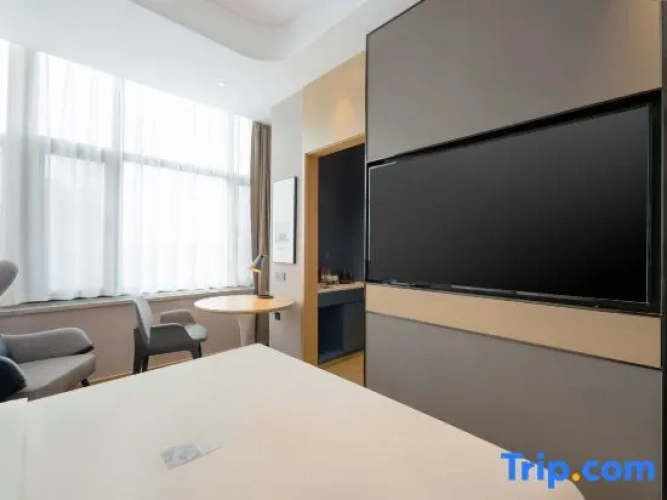 Comfort Double room with city view
