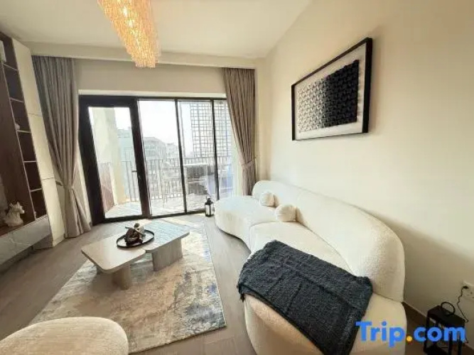Luxury 1BR | Creek Beach | Pool & Beach