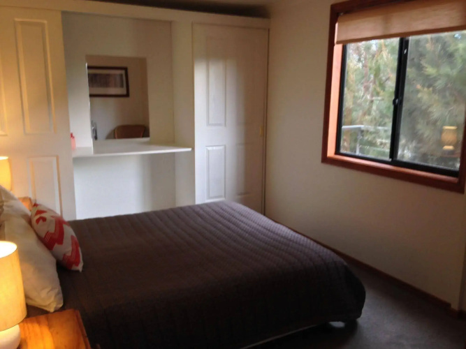 Storm Bay B & B