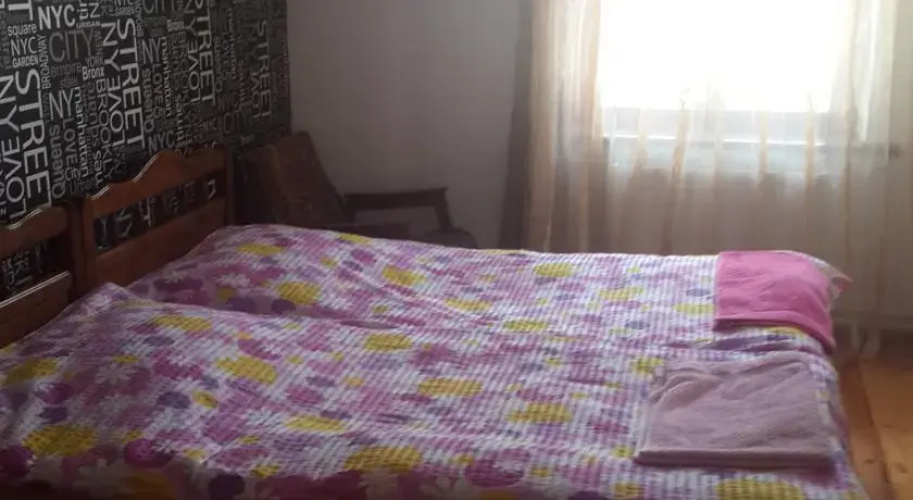 Gio's Guest House