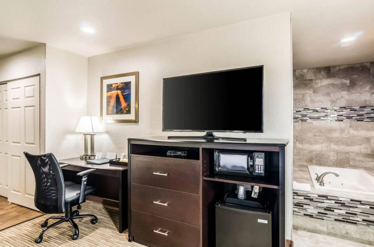 Quality Inn & Suites Westminster - Broomfield