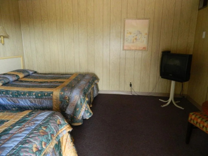 Marine Motel