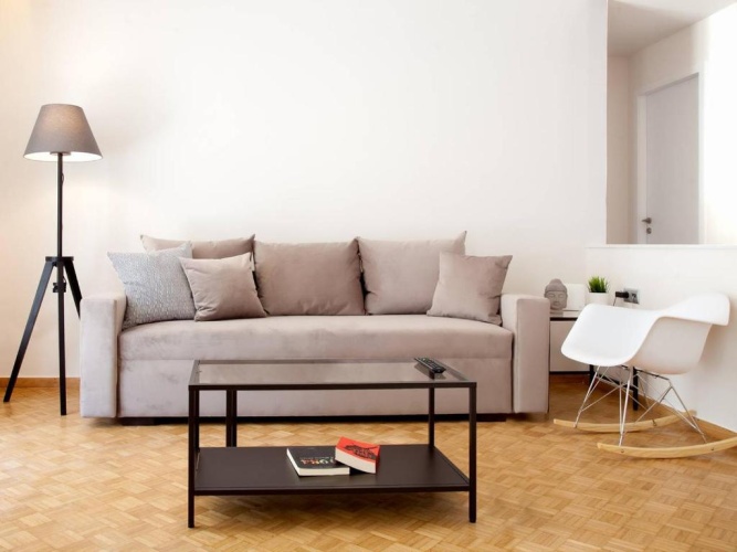 2 Bedrooms Apartment