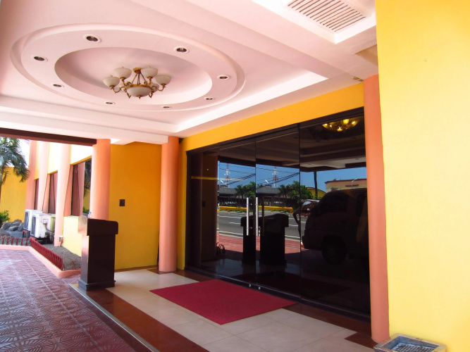 Grand Regal Hotel Bacolod