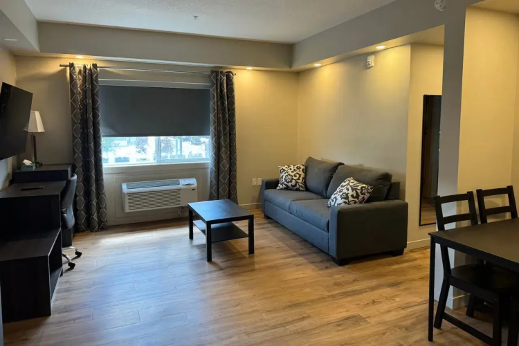 Baymont By Wyndham West Edmonton