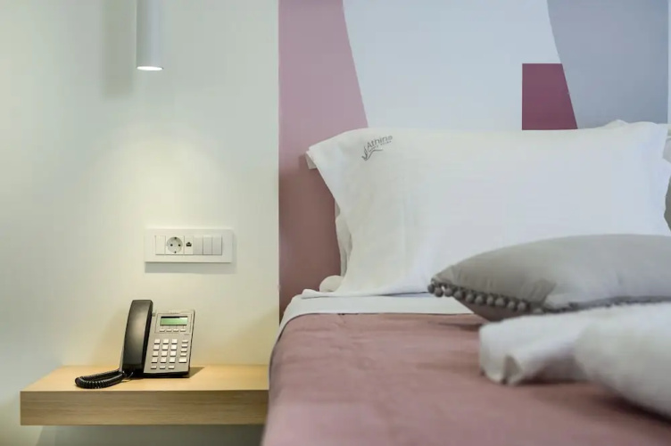 Athina Suites