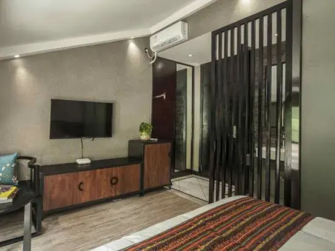 Longji Longbao Zhuangjia Hotel