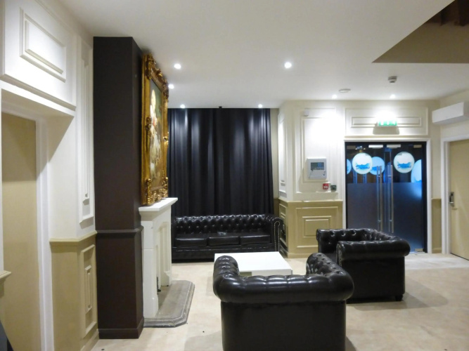 Real Dreams Hotel