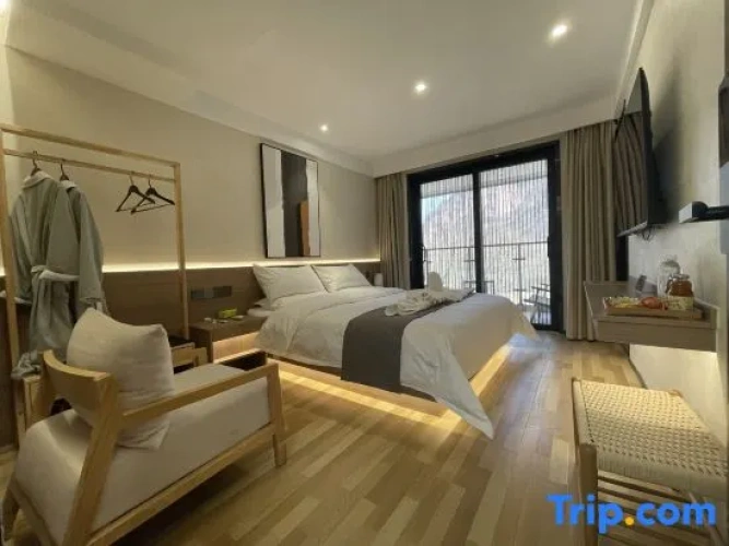 Standard Double room with balcony