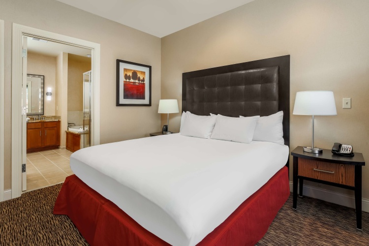 Hilton Promenade at Branson Landing photo 6
