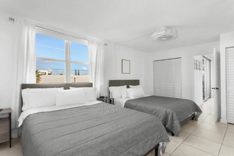 Bay Harbor Sunset Apt 4A