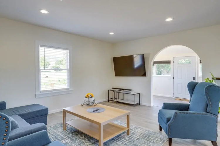 Walk to Dtwn Tehachapi: Updated Getaway w/ Yard!