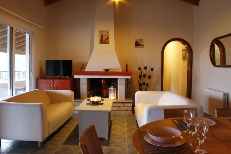 3 Bedrooms Villa