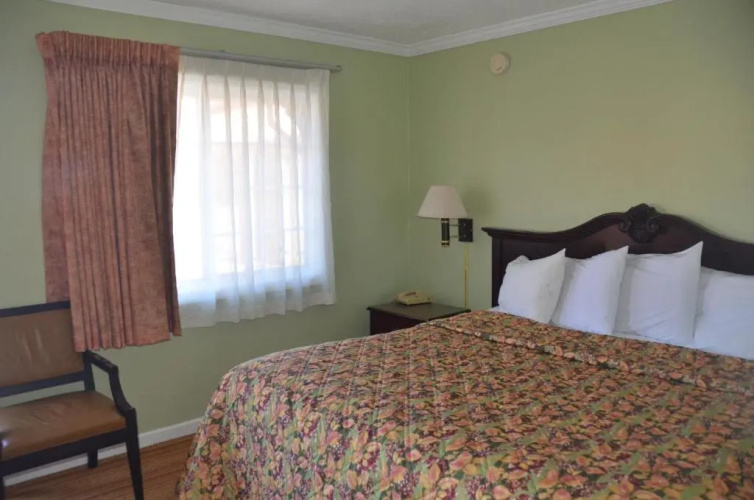 Tamalpais Motel