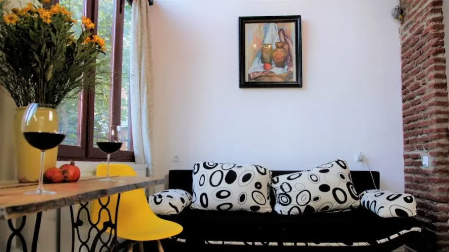 Saperavi Apartment