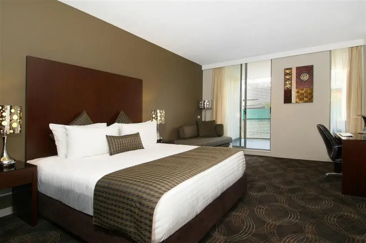 Hotel 115
