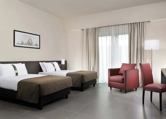 Standard Twin room with balcony