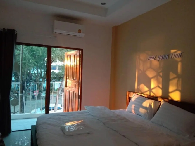 Standard Double room with lake view