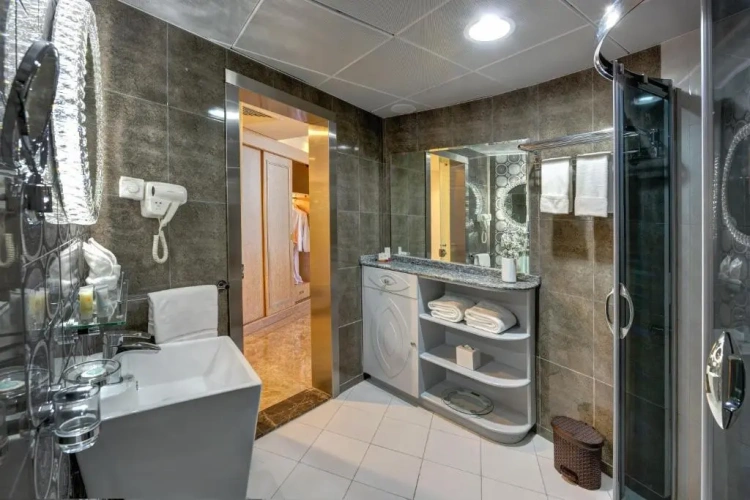 Deluxe Double Suite