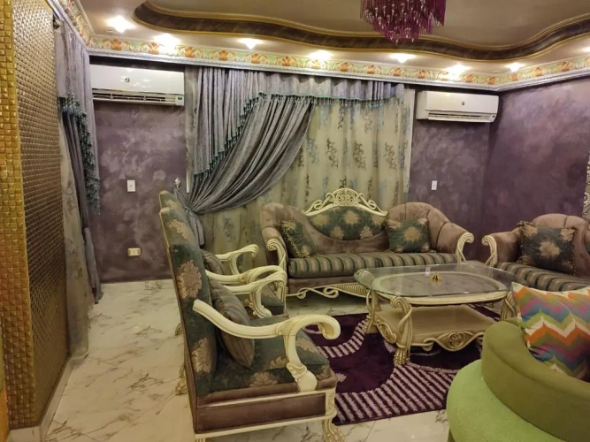3 Bedrooms Apartment