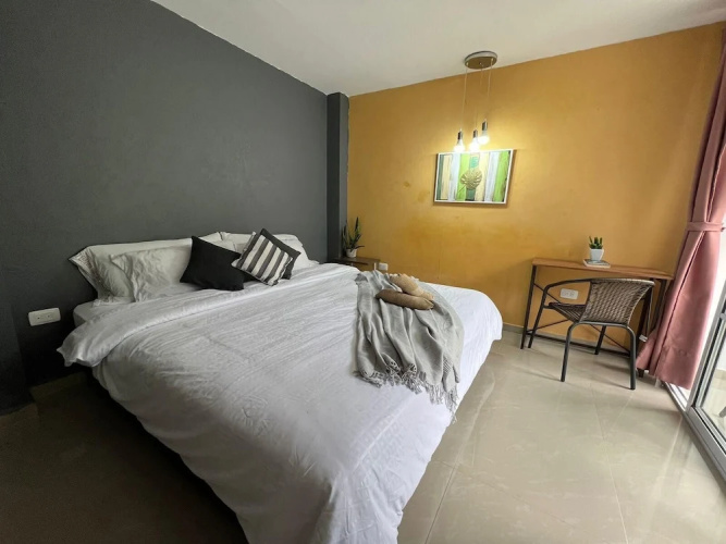 Montes De Beraka - Adults Only