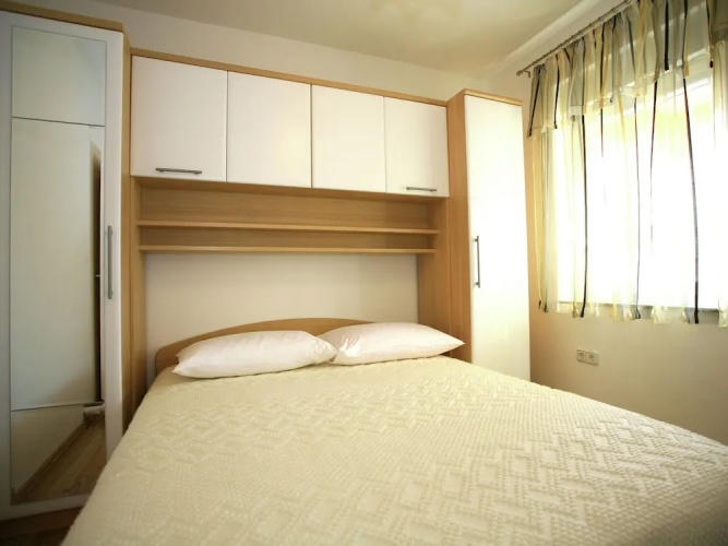 Pleasant Apartment in Krk with Private Terrace