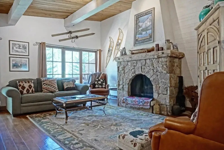 Davos Trail 2586 East - 5 Br Home