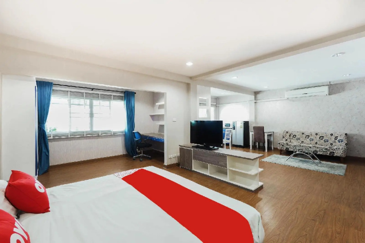 OYO 995 Blue Cafe Apartment