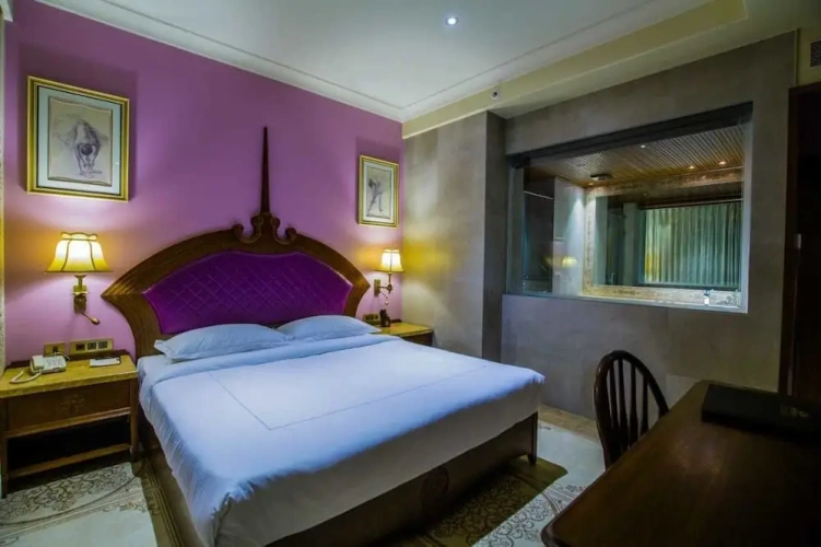 Double Suite