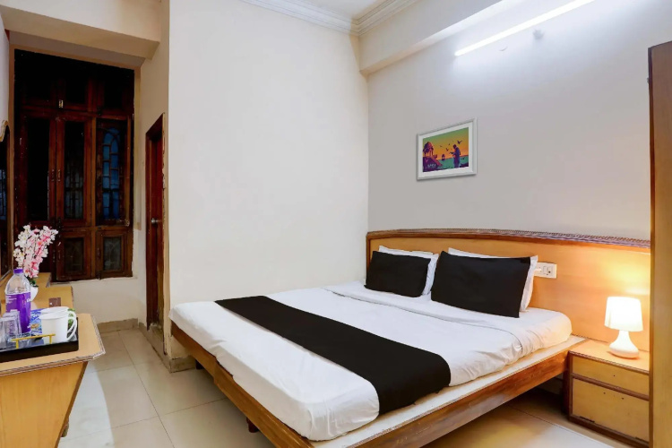 Hotel RR Residency